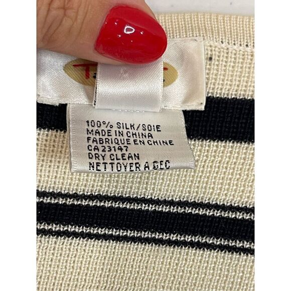 Talbots women’s bundle lot large cardigan and sweater - Picture 11 of 12